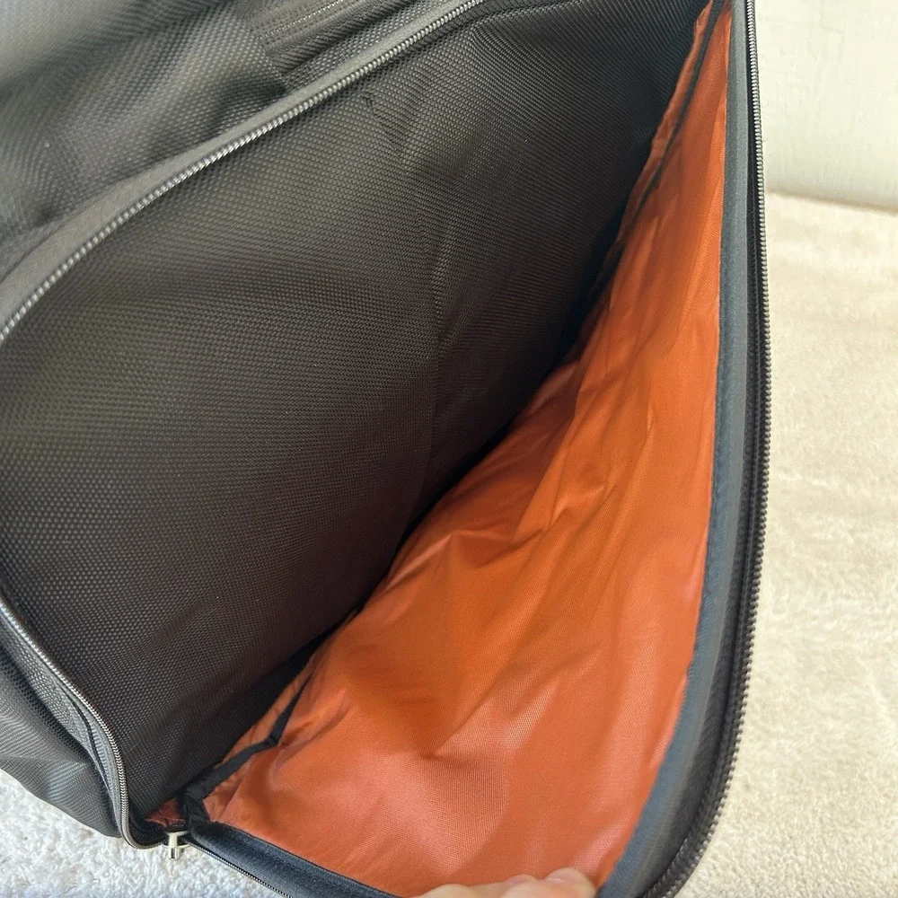 Jansport converts backpack
